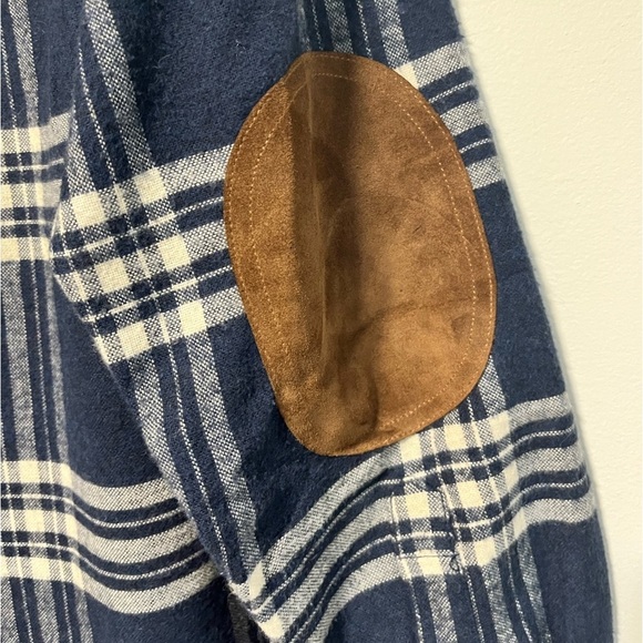 J.Crew Men’s Navy Plaid Flannel Shirt with Suede Elbow Patches - Size M - Picture 10 of 15